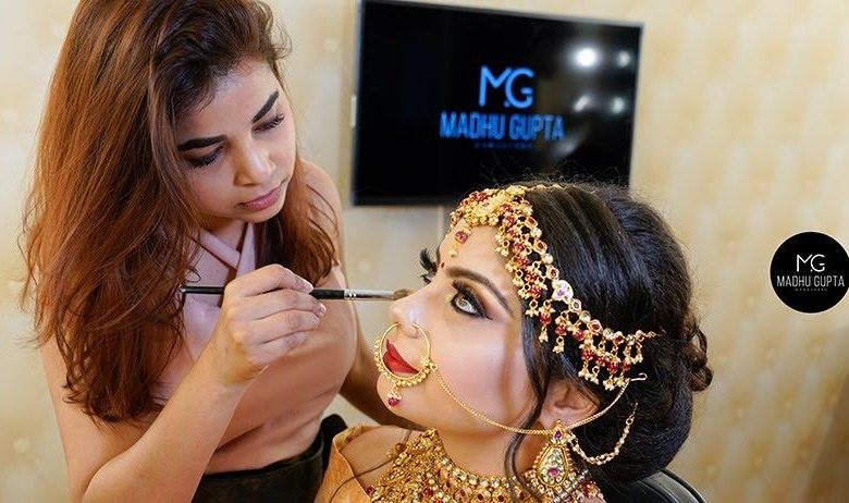 revolutionizing-beauty-standards-in-gurugram:-the-remarkable-story-of-how-mg-makeovers-empowers-professionals-with-cutting-edge-training-programs-and-holistic-services